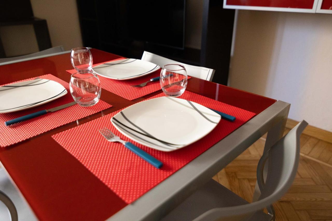 Ferienwohnung Grazioso Bilocale Comodo Ai Servizi Cuneo Exterior foto